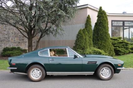 1982 Aston Martin V8