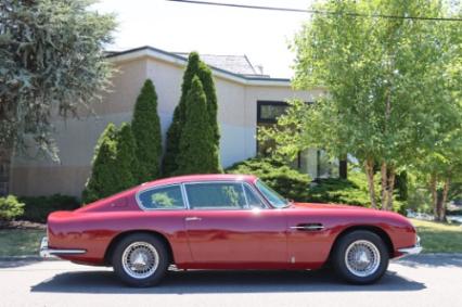 1967 Aston Martin DB6