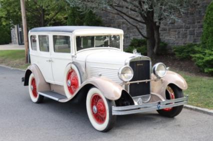 1929 Peerless Six Model 61 Sedan