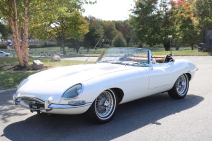 1963 Jaguar XKE Series I 38 Roadster