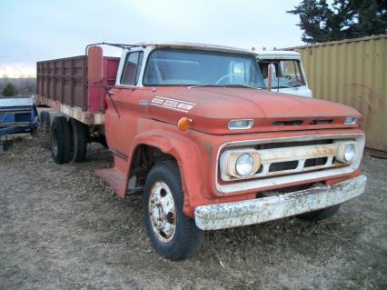 1962 Chevy 60 series farm truck 1 1/2 ton