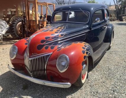 1939 Ford 2 Door Sedan