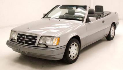 1994 Mercedes-Benz E320