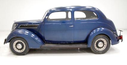 1937 Ford 74 Series