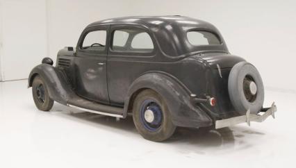 1935 Ford 48 Series