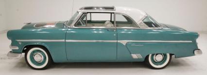 1954 Ford Crestline