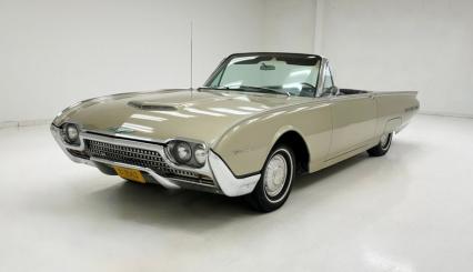 1962 Ford Thunderbird