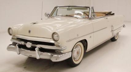 1953 Ford Crestline