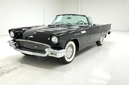 1957 Ford Thunderbird