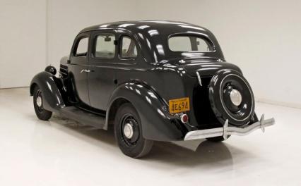 1936 Ford Fordor Standard