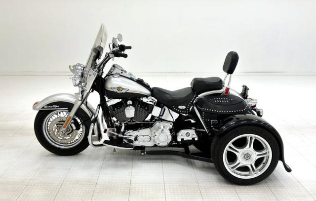 2003 Harley Davidson FLSTC