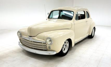 1948 Ford Super Deluxe