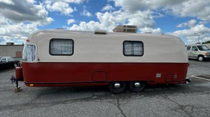 1974 Argosy Airstream 26 Travel Trailer