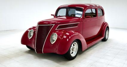 1937 Ford 85 Deluxe