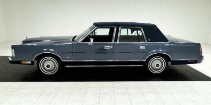 1987 Lincoln Town Car