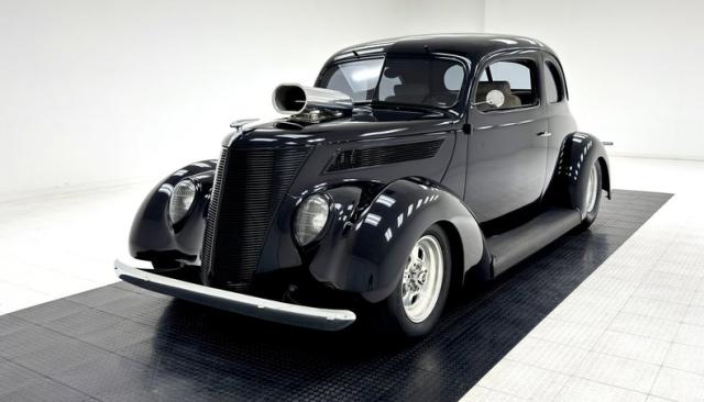 1937 Ford 85 Deluxe