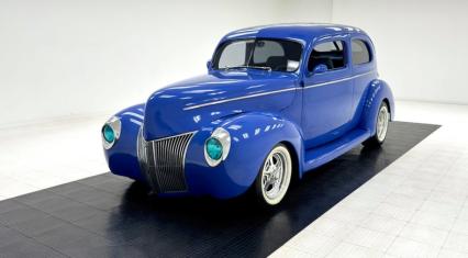 1940 Ford Deluxe