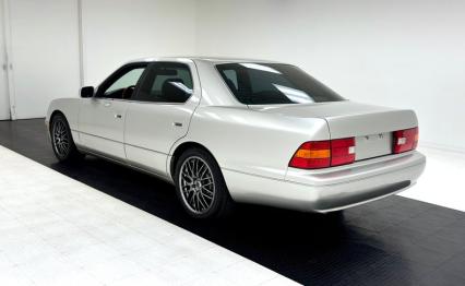 2000 Lexus LS400