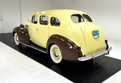 1939 Packard 1700