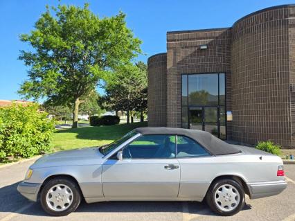 1994 Mercedes-Benz E-Class