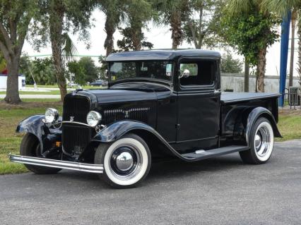 1932 Ford Custom