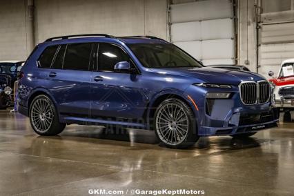 2023 BMW X7