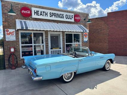 1957 Ford Thunderbird