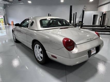 2004 Ford Thunderbird