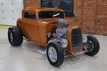 1932 Ford 3-Window