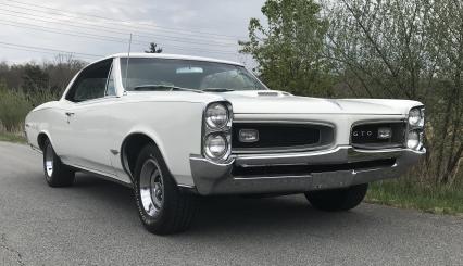 1966 Pontiac GTO 389 V8 Auto PS PB A/C Tilt